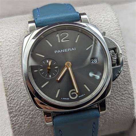 panerai pam 01247 car.